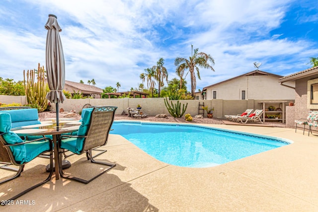 16249 E Stancrest Dr, Fountain Hills, AZ 85268 - view of pool featuring a patio area, a fenced backyard, and outdoor dining area