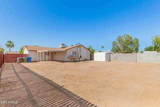 7849 E Golf Ave, Mesa, AZ 85209 - back of house featuring a fenced backyard and a patio area
