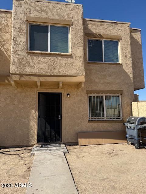 view of front of property with stucco siding