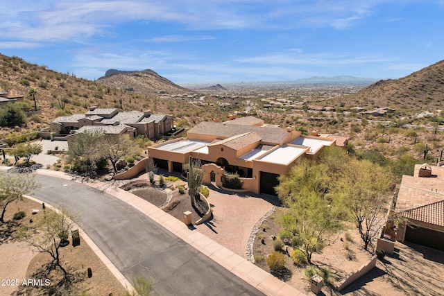 bird's eye view featuring a mountain view