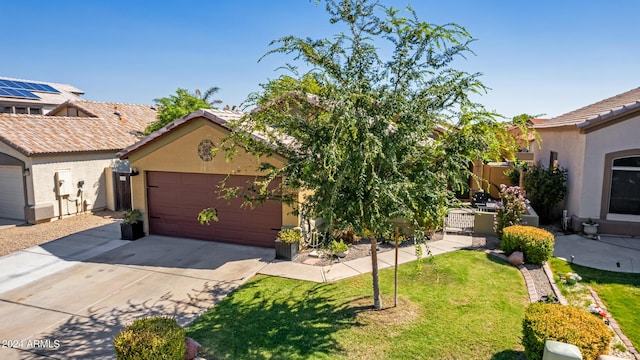 view of front of house with a front yard