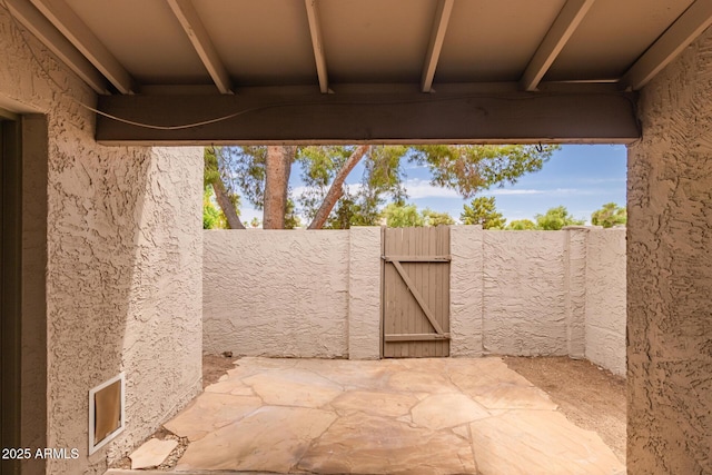 1173 E Cochise Dr, Phoenix, AZ 85020 - view of patio with a gate