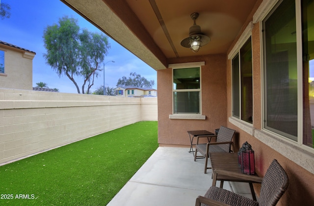 9295 W Wood Dr, Peoria, AZ 85381 - view of patio with a ceiling fan and a fenced backyard