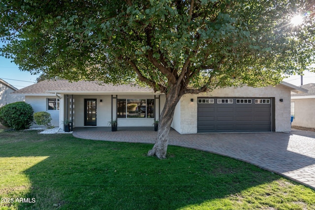 view of front of home with a porch and a front lawn