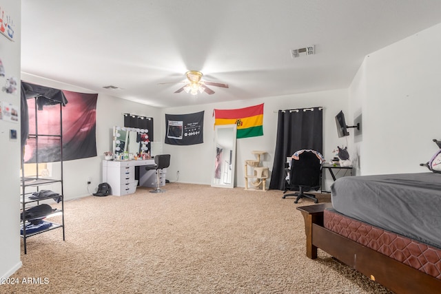 bedroom featuring carpet and ceiling fan