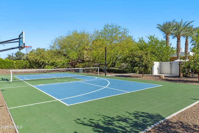 6648 E Horseshoe Rd, Paradise Valley, AZ 85253 - view of sport court featuring fence and community basketball court
