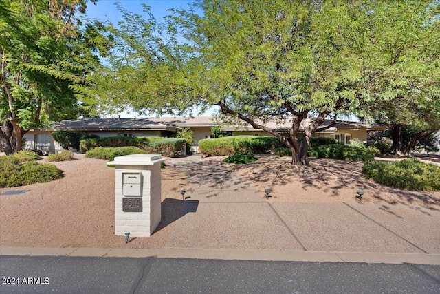 6516 E Maverick Rd, Paradise Valley, AZ 85253 - view of front of home