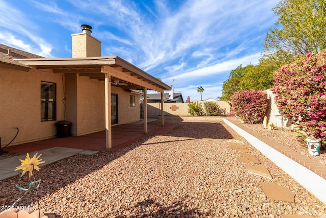 view of yard featuring a patio