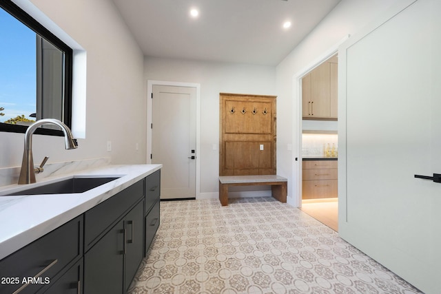 6126 E Charter Oak Rd, Scottsdale, AZ 85254 - laundry room with a sink and recessed lighting
