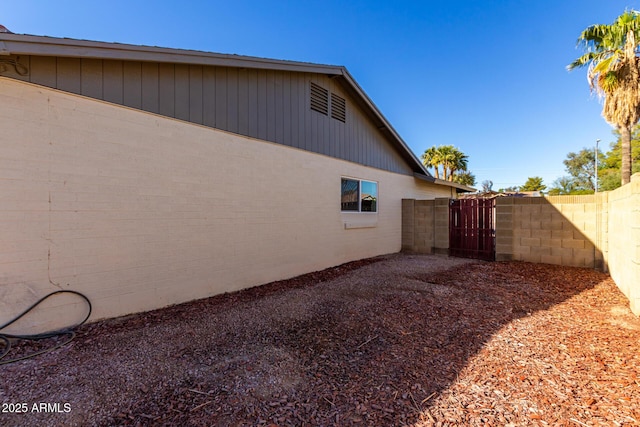 view of side of property