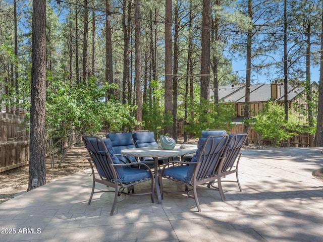 490 E Twelve Oaks Dr, Flagstaff, AZ 86005 - view of patio with outdoor dining area