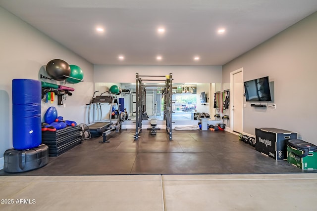 31517 N 41st St, Cave Creek, AZ 85331 - workout area featuring recessed lighting