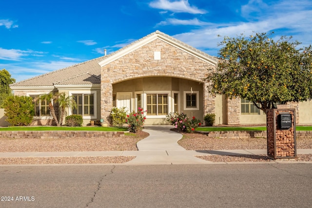 view of front of home with covered porch