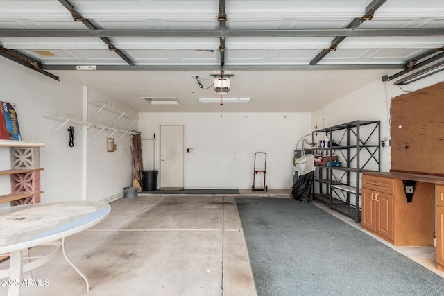 3349 E Lavey Ln, Phoenix, AZ 85032 - garage with a garage door opener