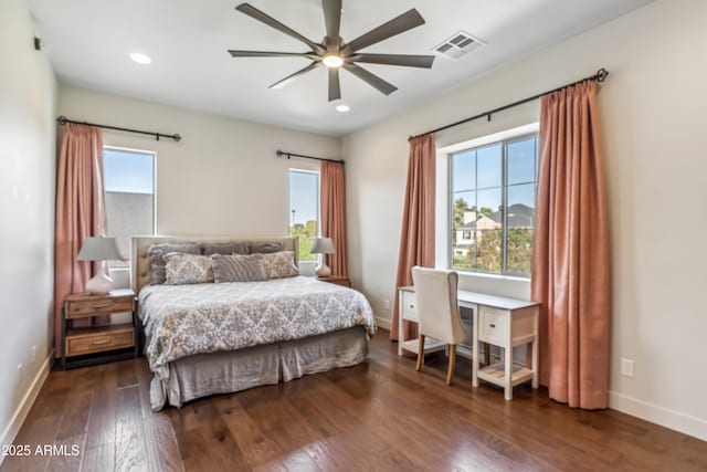 625 W Echo Ln, Phoenix, AZ 85021 - bedroom featuring dark wood-style floors, visible vents, recessed lighting, and baseboards