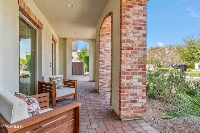 625 W Echo Ln, Phoenix, AZ 85021 - view of patio / terrace