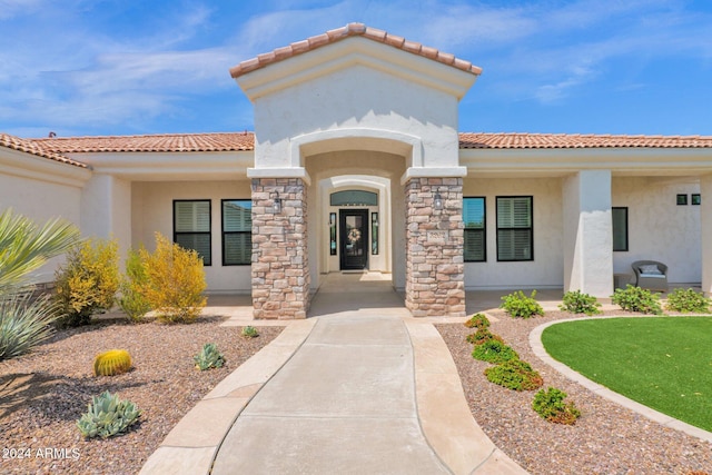 view of property entrance