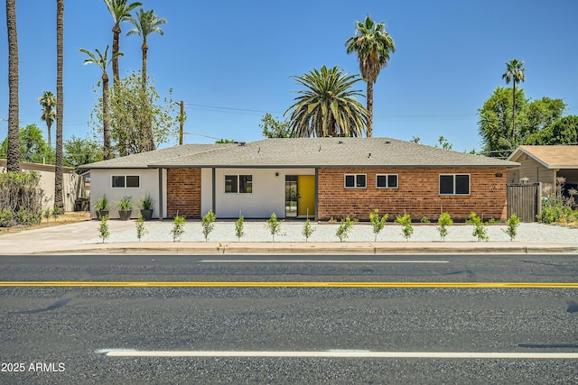 1930 E Missouri Ave, Phoenix, AZ 85016 - view of single story home