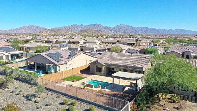 bird's eye view featuring a mountain view