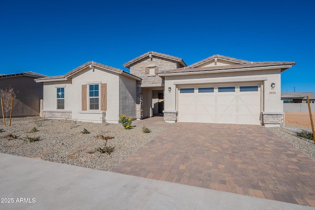 view of front facade with a garage