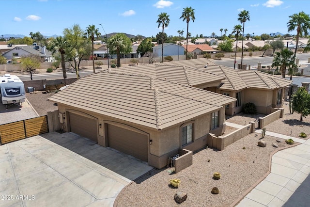 24403 N 43rd Dr, Glendale, AZ 85310 - aerial view featuring a residential view