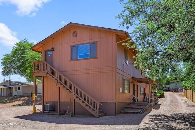 603 S Colcord Rd, Payson, AZ 85541 - view of front of house with central AC and stairway
