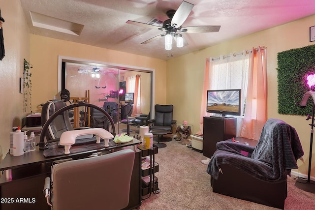603 S Colcord Rd, Payson, AZ 85541 - carpeted living area featuring ceiling fan