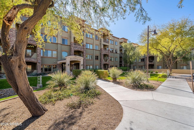 view of home's community with a residential view