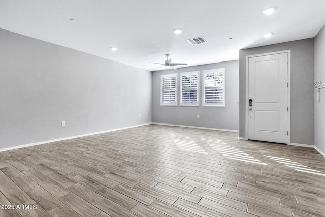 empty room with ceiling fan