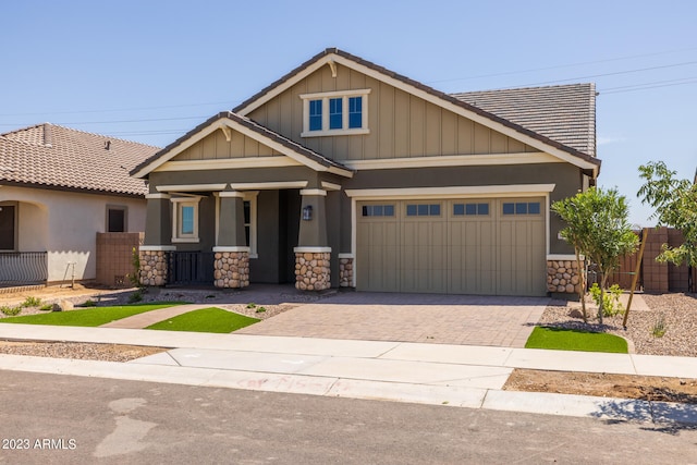 craftsman-style home featuring a porch