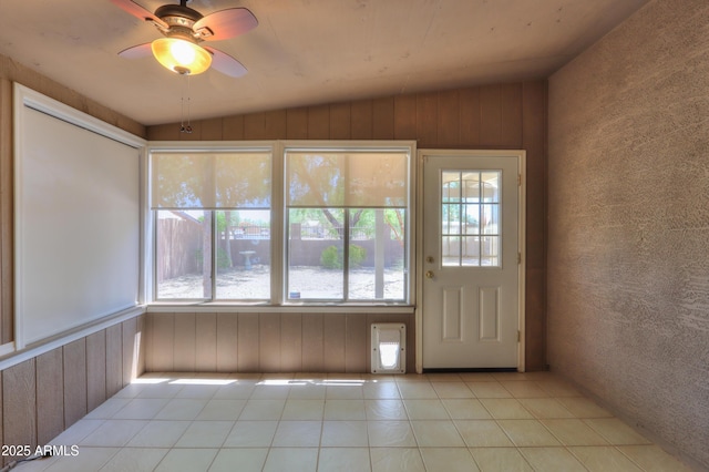 1563 E Peregrine Trl, Casa Grande, AZ 85122 - unfurnished sunroom with lofted ceiling and healthy amount of natural light