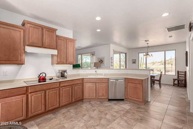 kitchen with visible vents, under cabinet range hood, dishwasher, a peninsula, and a sink