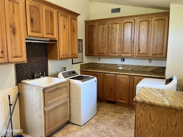 2160 S Moonlight Dr, Star Valley, AZ 85541 - laundry area with cabinet space and independent washer and dryer