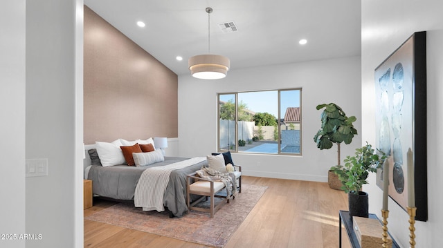 5103 E Juniper Ave, Scottsdale, AZ 85254 - bedroom featuring light wood finished floors, recessed lighting, and baseboards