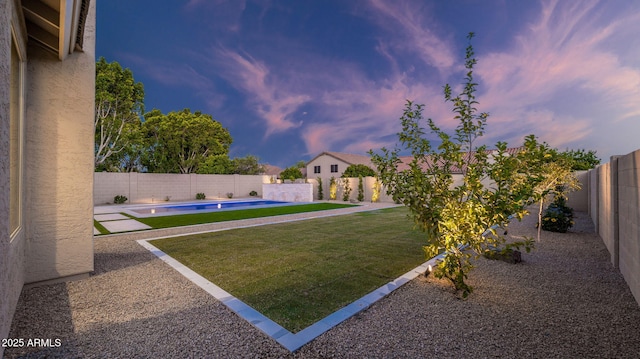 5103 E Juniper Ave, Scottsdale, AZ 85254 - view of yard