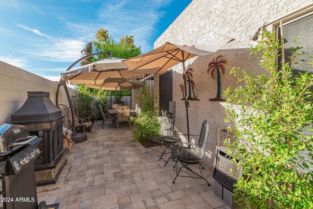 view of patio / terrace with area for grilling