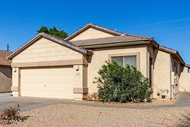 view of front facade with a garage