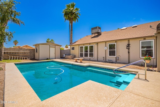 12529 N 83rd Ln, Peoria, AZ 85381 - view of swimming pool with a fenced backyard and a patio