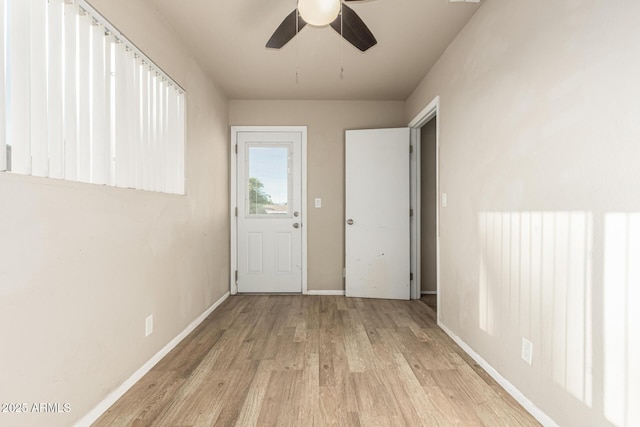 840 N Acacia, Mesa, AZ 85213 - entryway featuring light wood-style floors and ceiling fan