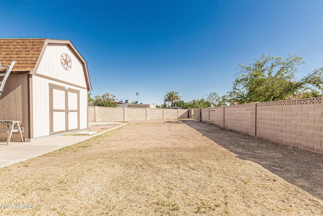 840 N Acacia, Mesa, AZ 85213 - fenced backyard with a shed