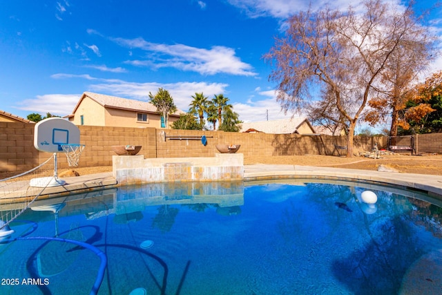 view of swimming pool