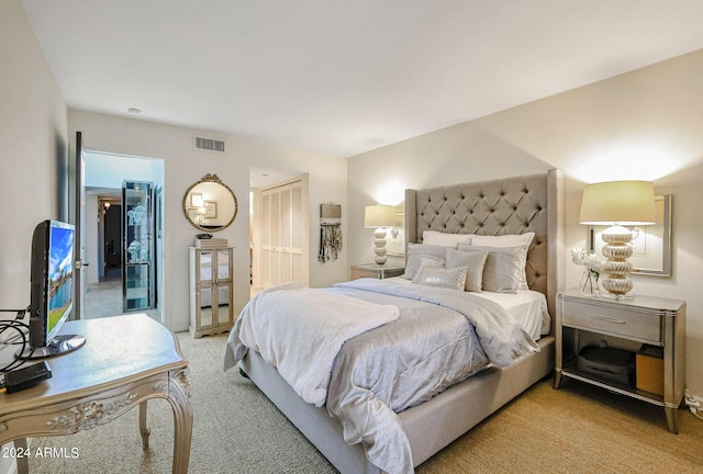 361 E Palm Ln, Phoenix, AZ 85004 - bedroom with light colored carpet