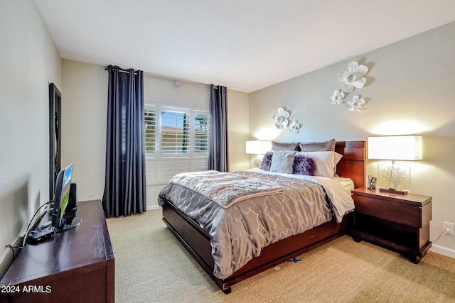 361 E Palm Ln, Phoenix, AZ 85004 - bedroom featuring light colored carpet