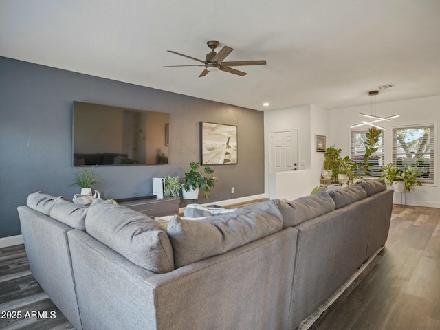 5110 E Peak View Rd, Cave Creek, AZ 85331 - living area featuring visible vents, baseboards, wood finished floors, recessed lighting, and a ceiling fan