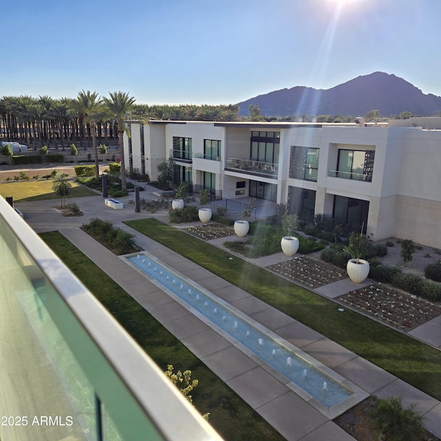 view of home's community with a mountain view