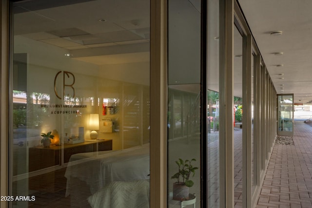 7131 E Rancho Vista Dr Unit 1008, Scottsdale, AZ 85251 - corridor with plenty of natural light