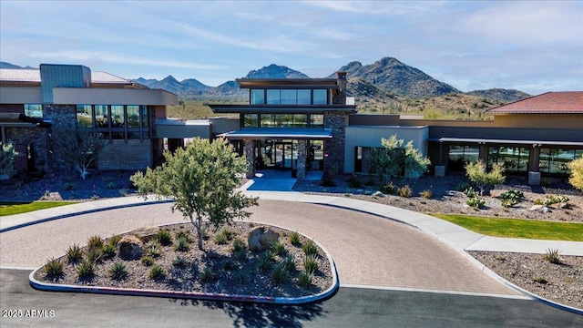 view of front of house with a mountain view