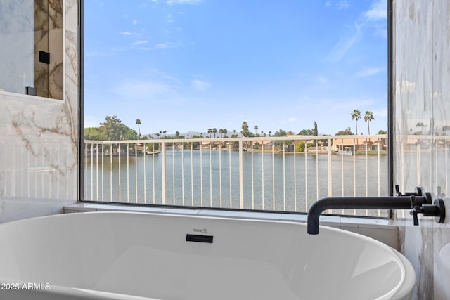 3520 N 110th Ave, Avondale, AZ 85392 - exterior space featuring a water view