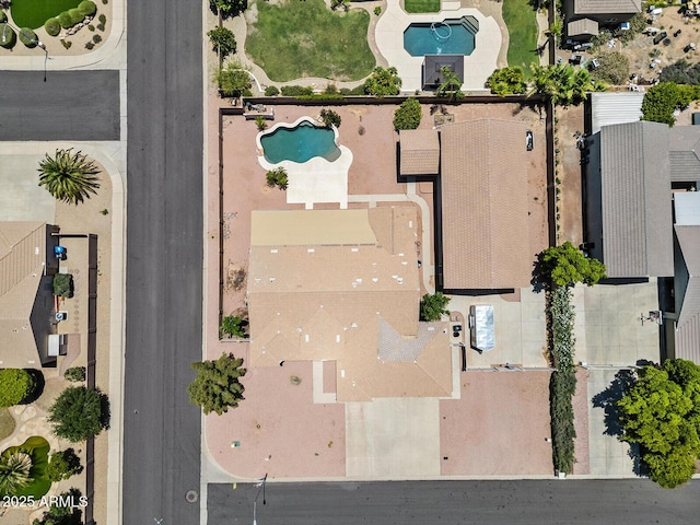 4701 W Fallen Leaf Ln, Glendale, AZ 85310 - aerial view of property's location with a pool