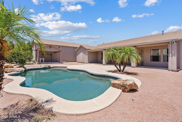 4701 W Fallen Leaf Ln, Glendale, AZ 85310 - outdoor pool with a patio